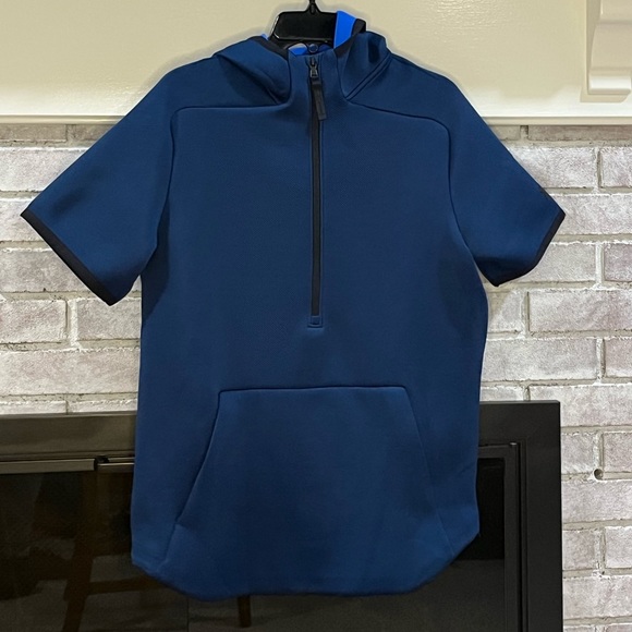 Under Armor Gym Hoodie - Picture 1 of 2